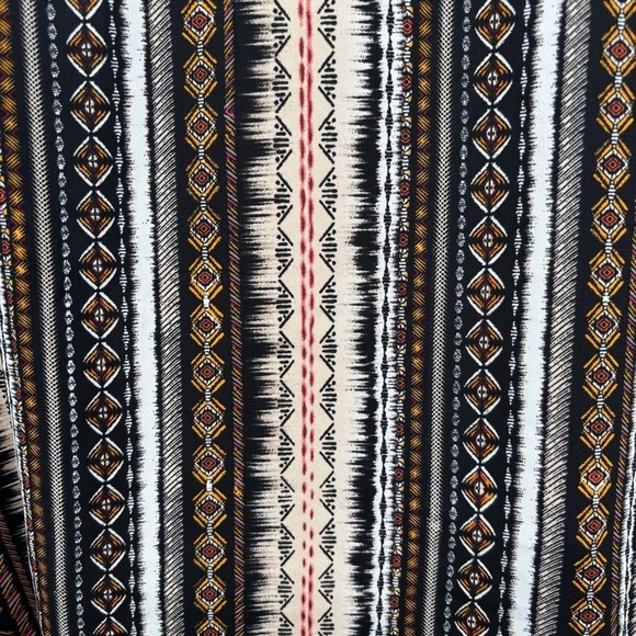 Catherines Button Down Top 3X - Picture 5 of 9